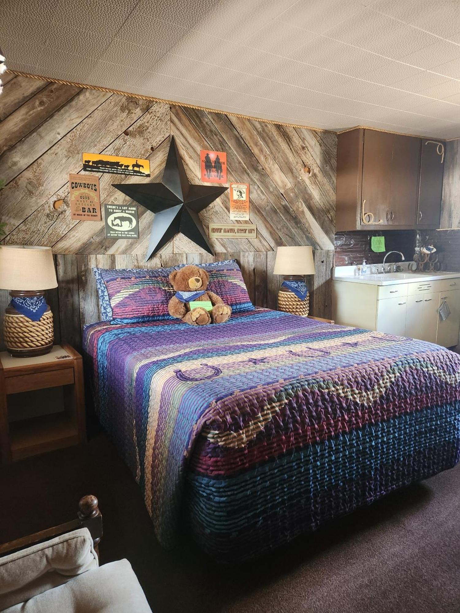 Cowboy Country Inn Escalante Szoba fotó